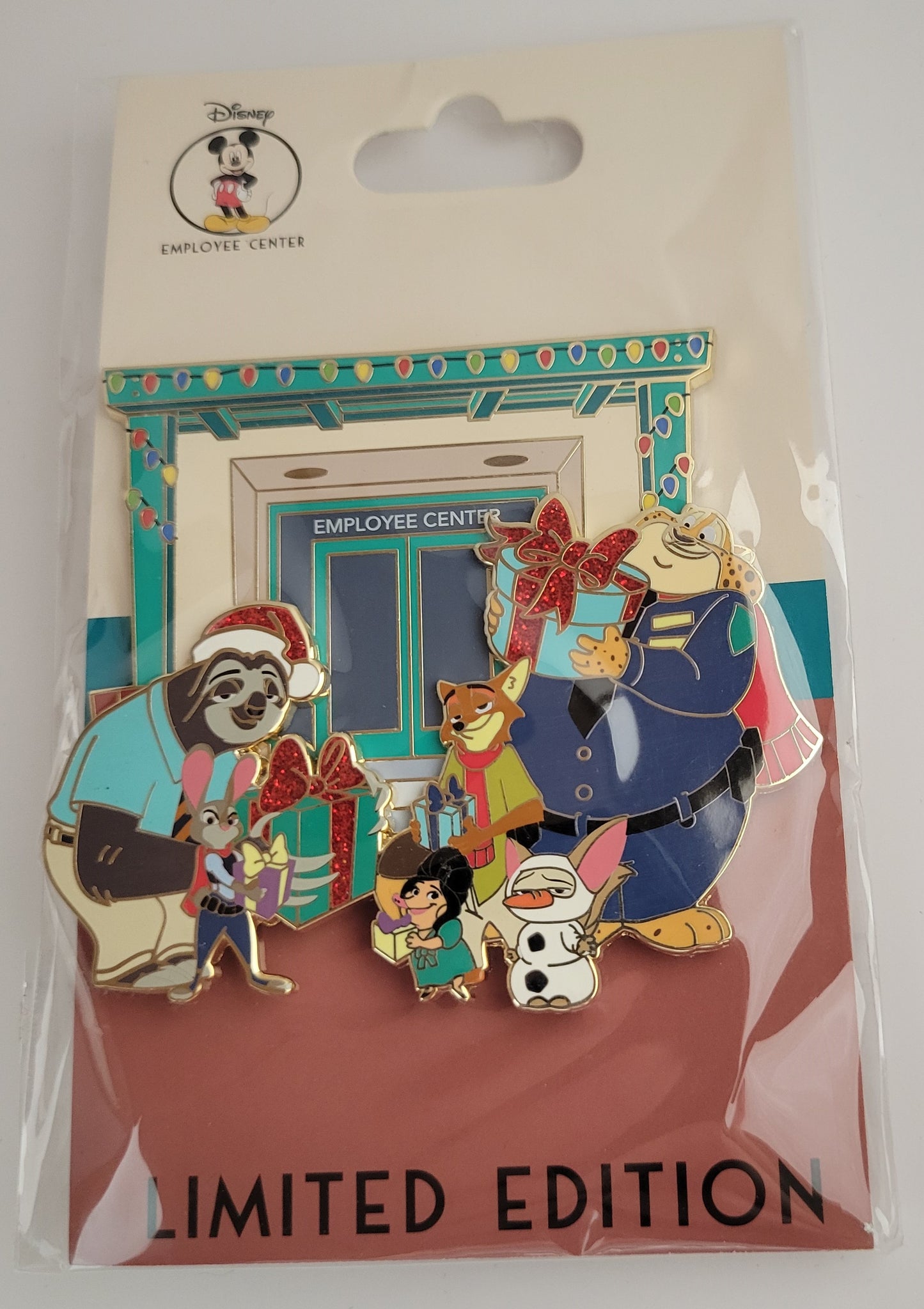 DEC Disney Pin - Holiday Cluster - Zootopia LE 250